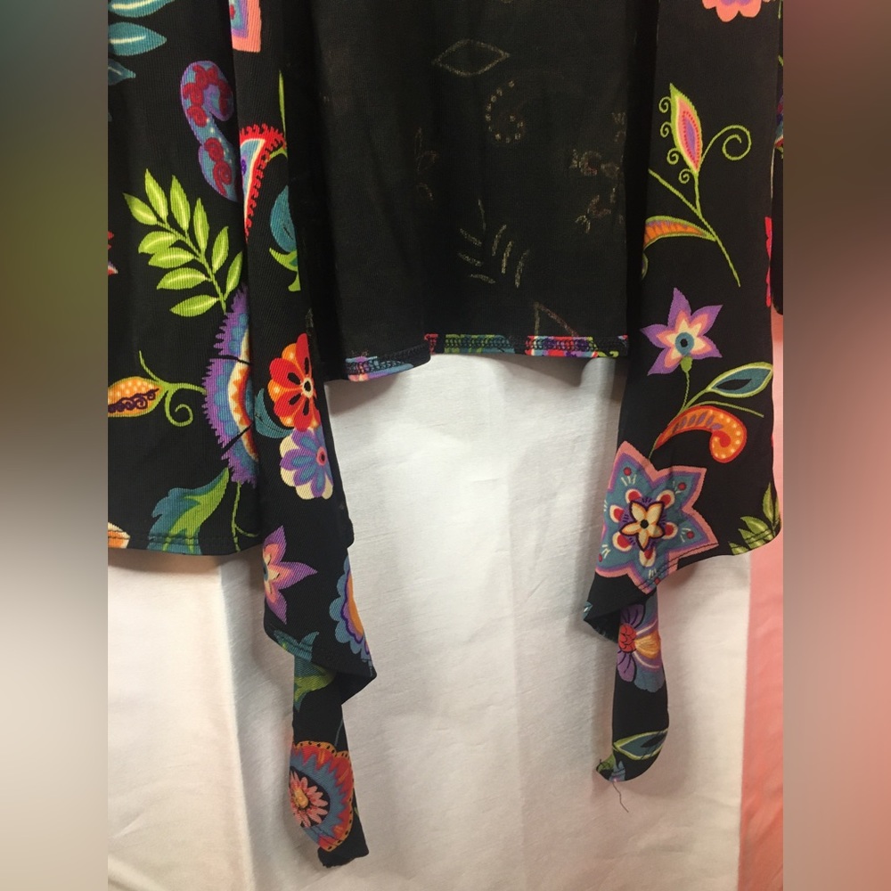 Choices | Women’s Black/Colorful Print Tie Front Blouse Top - Picture 7 of 12